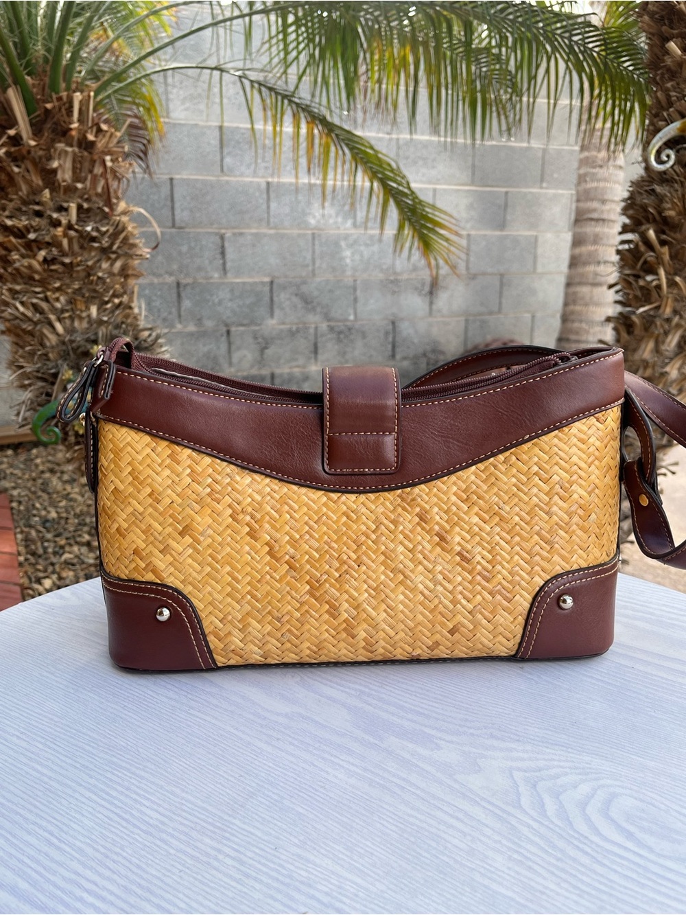 Etienne Aigner Vintage Woven Straw Shoulder Bag with Brown Leather Trim - Picture 3 of 10